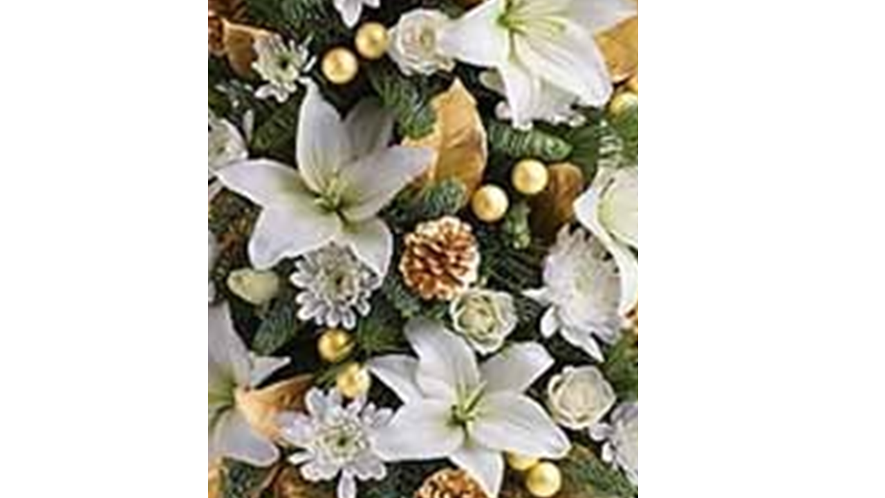 Mini pino con lilies y mini esferas | COZY