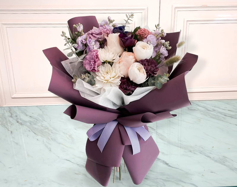 Espectacular ramo de rosas premium y crisantemos| CROTONE