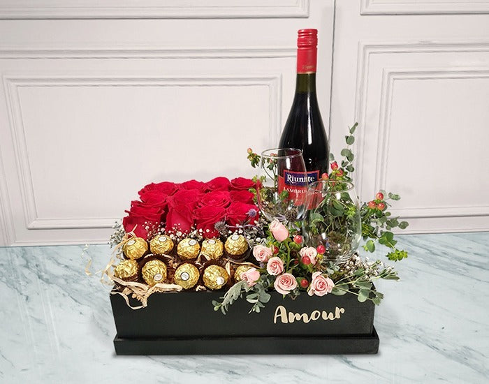 Rosas Premium con vino y chocolates | TOGETHER
