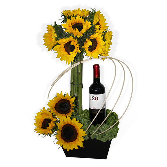 Arreglo Floral de Girasoles y Vino | EROS