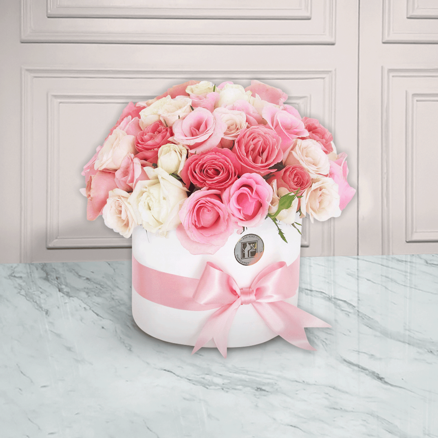 Caja Redonda con Rosas en Tonos Rojos | ILUSIÓN